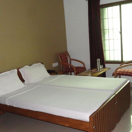 Hotel Madikeri Heritage Bagian luar foto