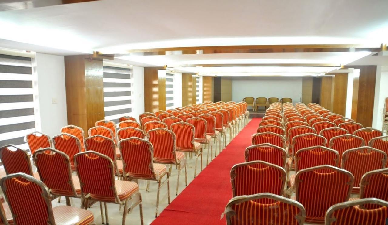 Hotel Madikeri Heritage Bagian luar foto