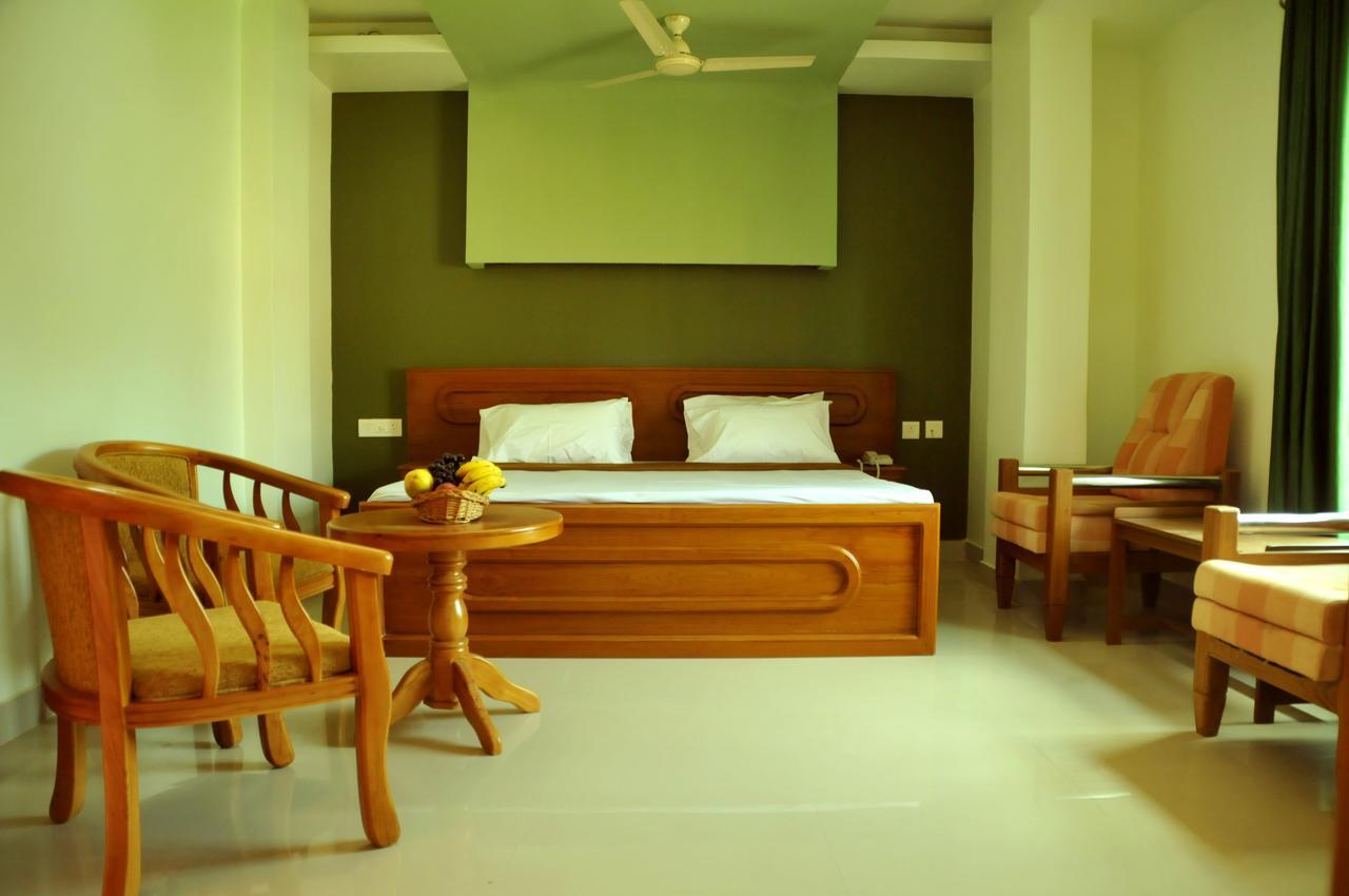 Hotel Madikeri Heritage Bagian luar foto