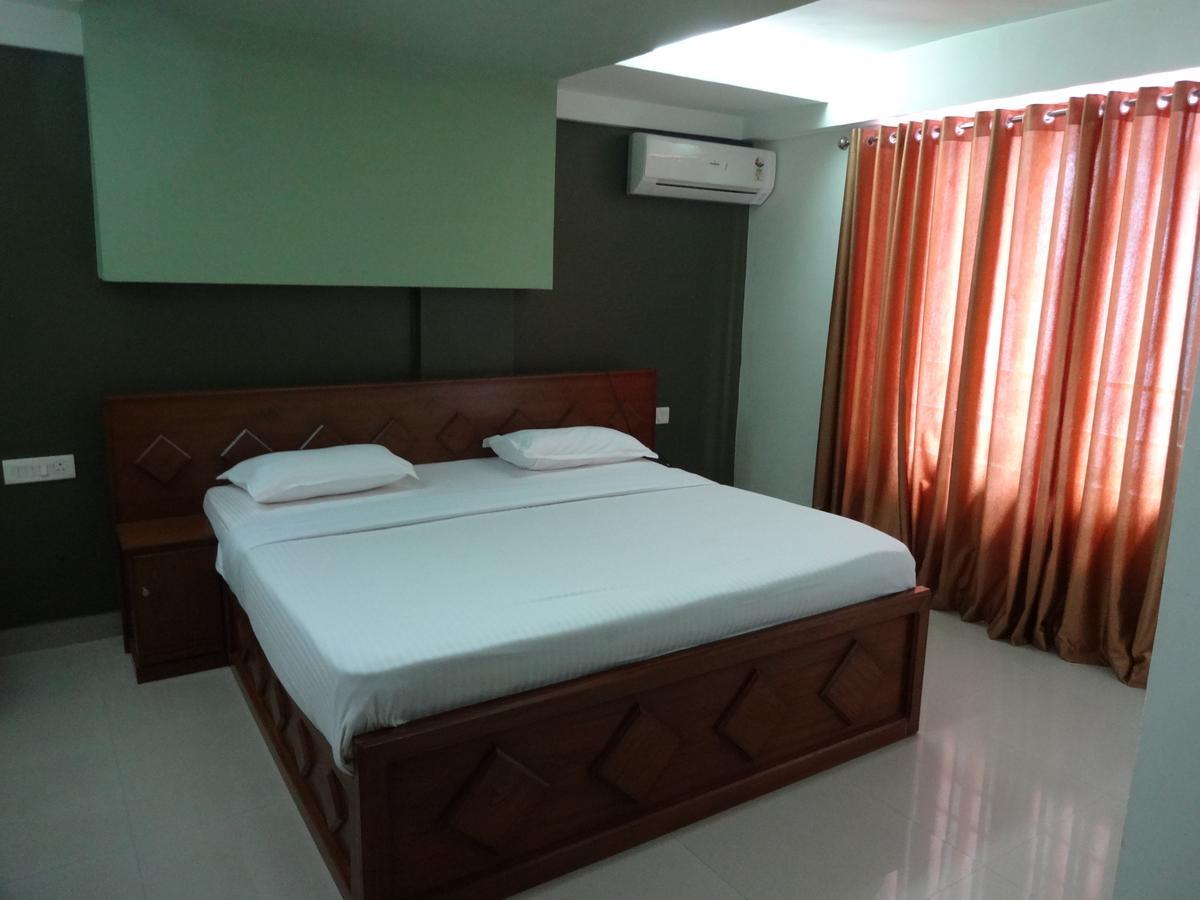 Hotel Madikeri Heritage Bagian luar foto