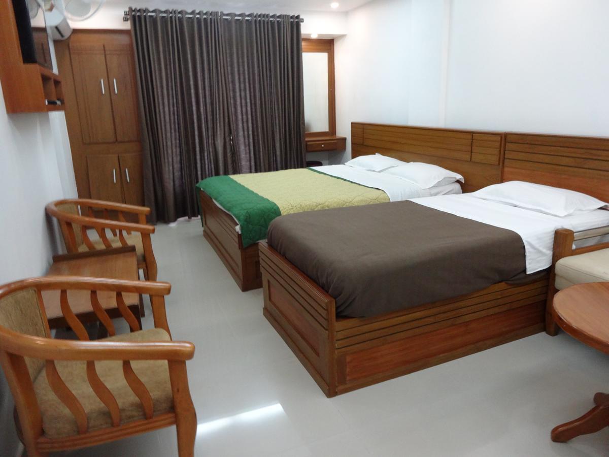 Hotel Madikeri Heritage Bagian luar foto