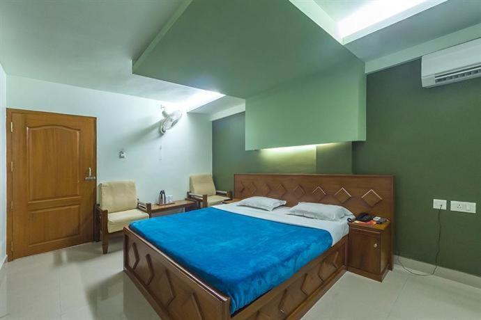 Hotel Madikeri Heritage Bagian luar foto